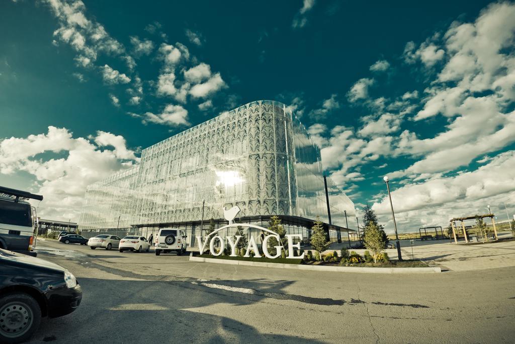 Voyage Hotel Karagandy Exterior foto